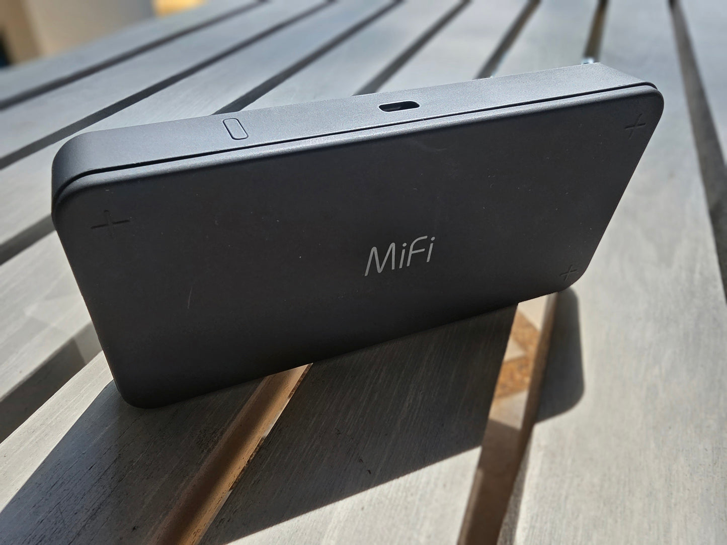 EVW-MiFi 5G SIM Personal Internet Device