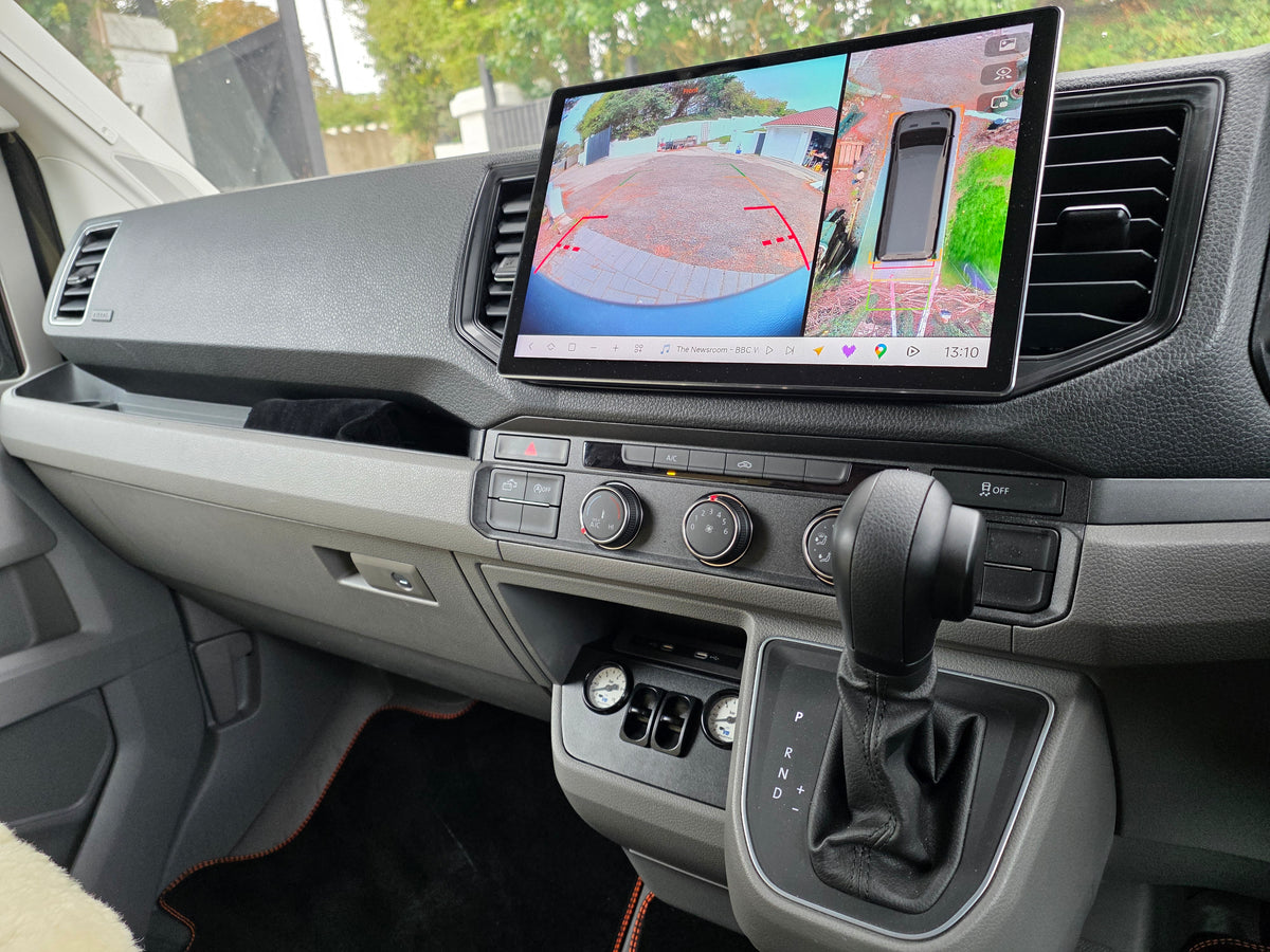 VW Crafter cab with a DUDU7 floating screen showing the 360 degree camera view
